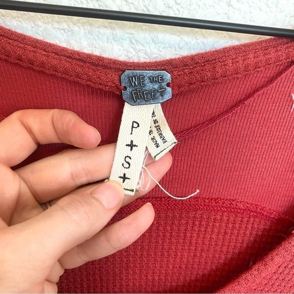 Free People Malibu Thermal Lagenlook Boho Top in Pink Coral Small - Picture 7 of 11